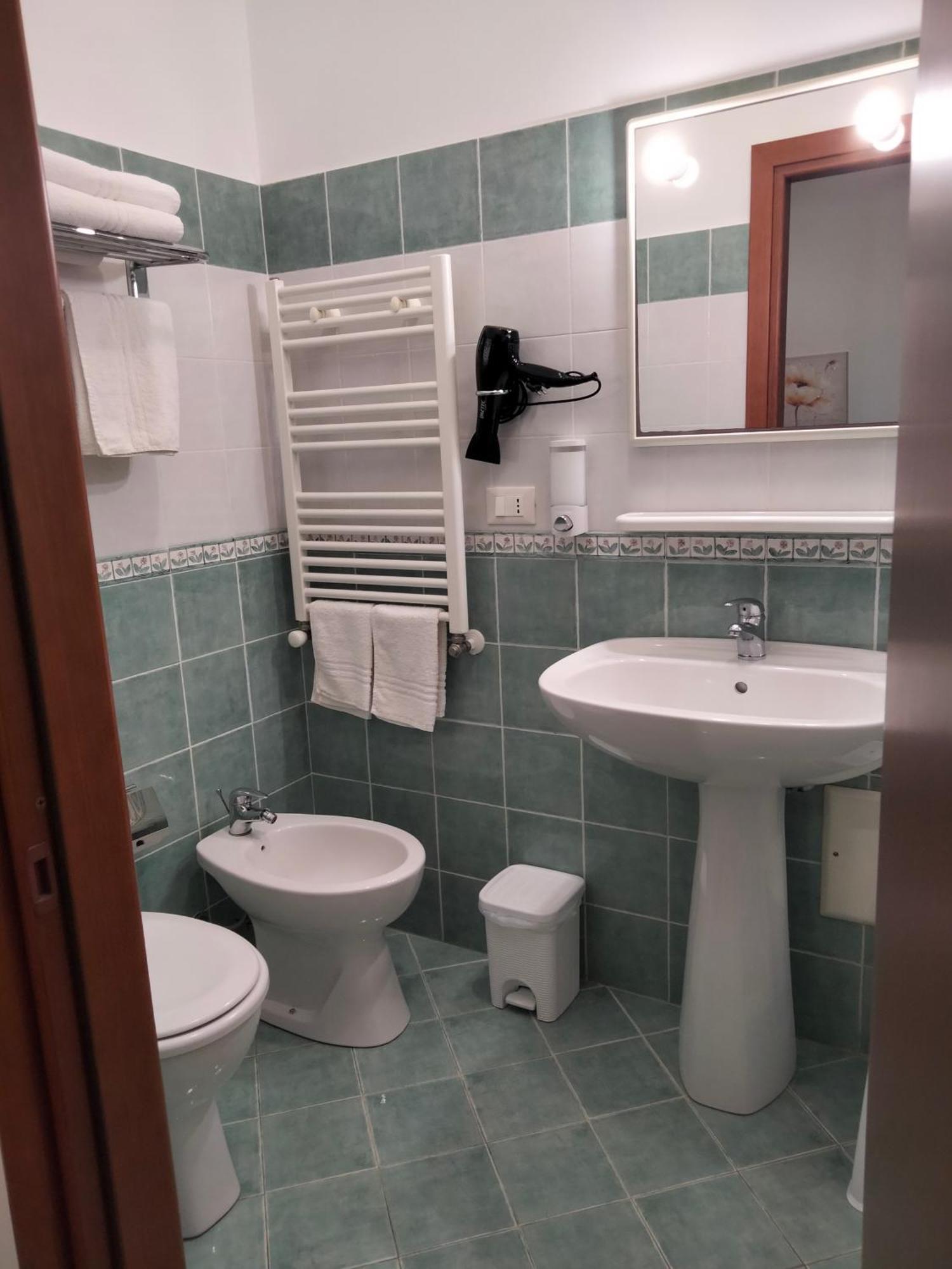 The Best Rooms & Apartments - Parcheggia Gratis Sotto Casa Ed Entra - Mazara del Vallo Rum bild